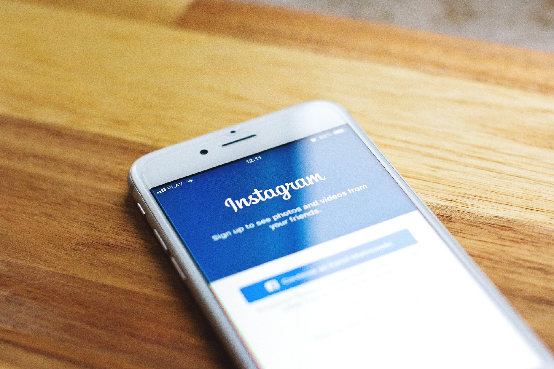 Proč je nutné vkládat na Facebook a Instagram rozdílný obsah?